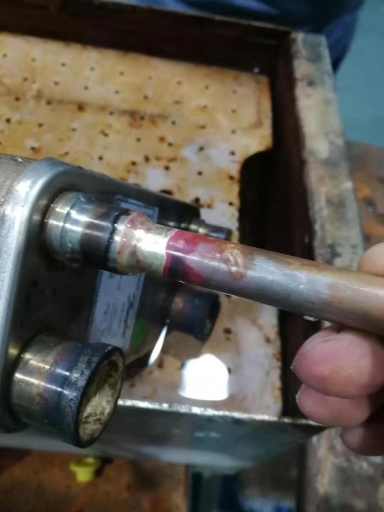 不锈钢与铜管钎焊高频焊接视频
